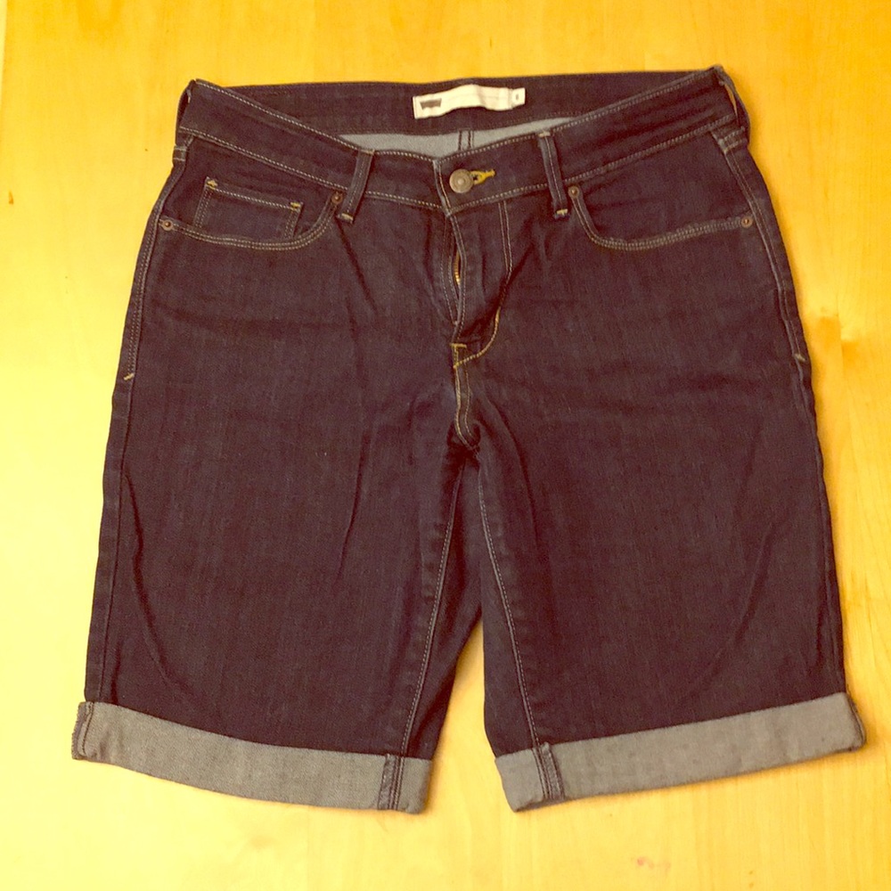 Levi’s Bermuda Dark Wash Shorts